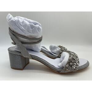 Badgley Mischka Women's Jada Ankle Wrap Block Heel Silver MP5316 Size 9.5 NIB